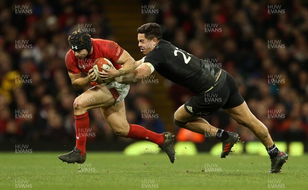 251117 - Wales v New Zealand - Under Armour Series 2017 - Leigh Halfpenny of Wales is tackled by Anton Lienert-Brown of New Zealand