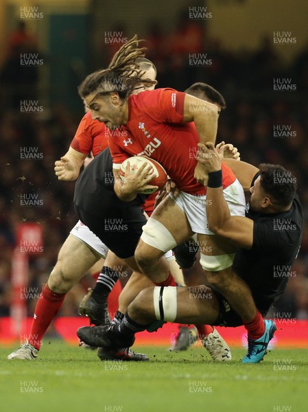 251117 - Wales v New Zealand, Under Armour 2017 Series - Josh Navidi of Wales is tackled by Patrick Tuipulotu of New Zealand