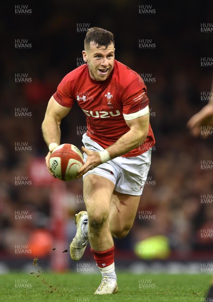 251117 - Wales v New Zealand - Under Armour Series - Gareth Davies of Wales