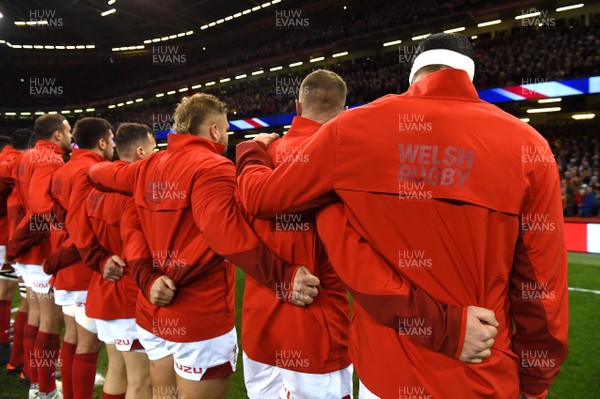 251117 - Wales v New Zealand - Under Armour Series - Wales players line up for the anthems