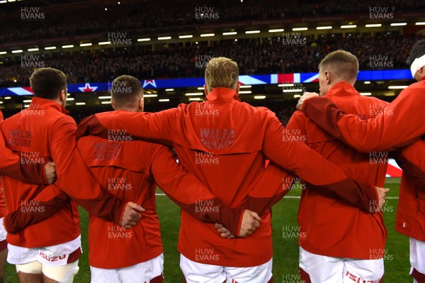 251117 - Wales v New Zealand - Under Armour Series - Justin Tipuric, Gareth Davies, Tomas Francis and Rhys Priestland of Wales line up for the anthems