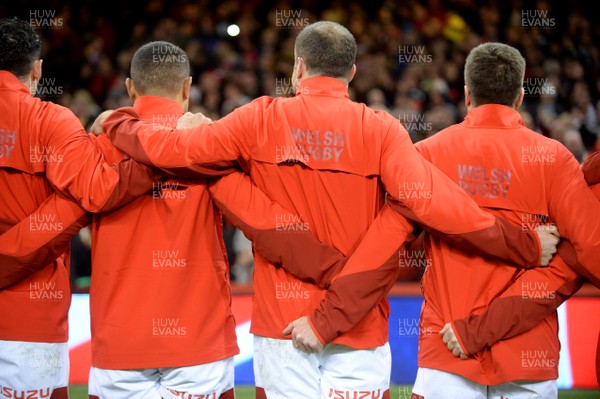 251117 - Wales v New Zealand - Under Armour Series - Taulupe Faletau, Jamie Roberts and Justin Tipuric during the anthems