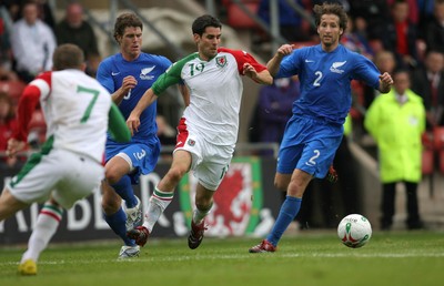26.05.07 - Wales v New Zealand, Nationwide International Friendly Match, Wrexham Wales' Daniel Nardiello splits the New Zealand defence 