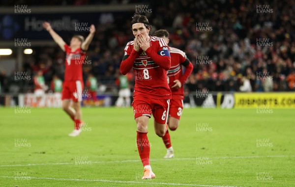 181125 - Wales v North Macedonia, FIFA World Cup European Qualifiers - Harry Wilson of Wales celebrates scoring his sides fifth goal