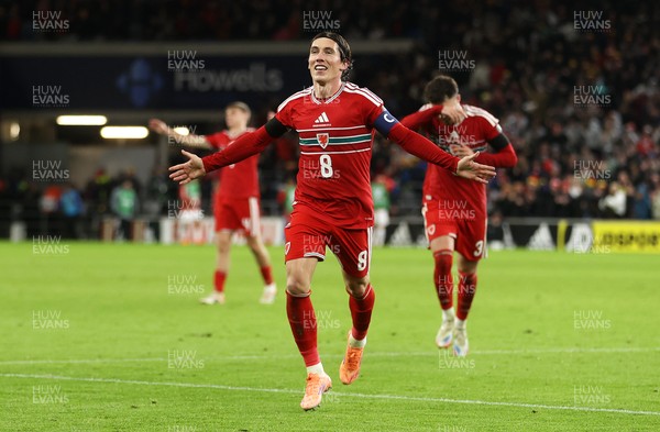 181125 - Wales v North Macedonia, FIFA World Cup European Qualifiers - Harry Wilson of Wales celebrates scoring his sides fifth goal