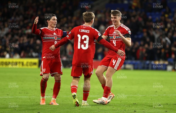 181125 - Wales v North Macedonia, FIFA World Cup European Qualifiers - Isaak Davies of Wales celebrates scoring their seventh goal with team mates