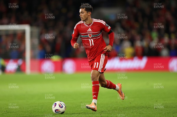 181125 - Wales v North Macedonia, FIFA World Cup European Qualifiers - Brennan Johnson of Wales 