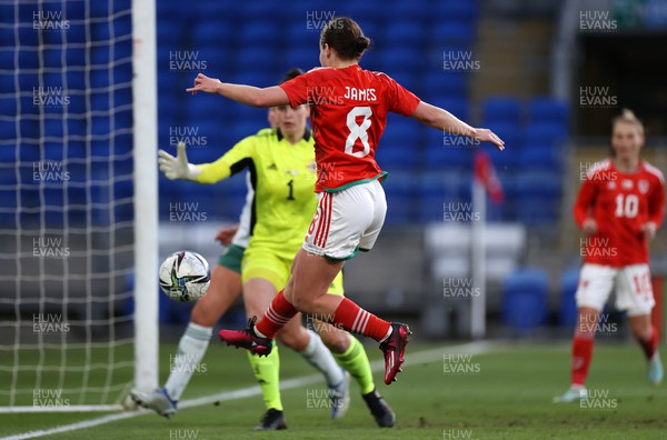 060423 - Wales v Northern Ireland - Women�s International Friendly - Angharad James of Wales scores a goal