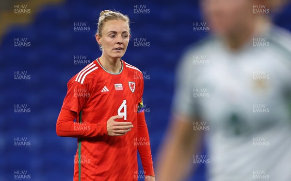 060423 - Wales v Northern Ireland - Women�s International Friendly - Sophie Ingle of Wales 