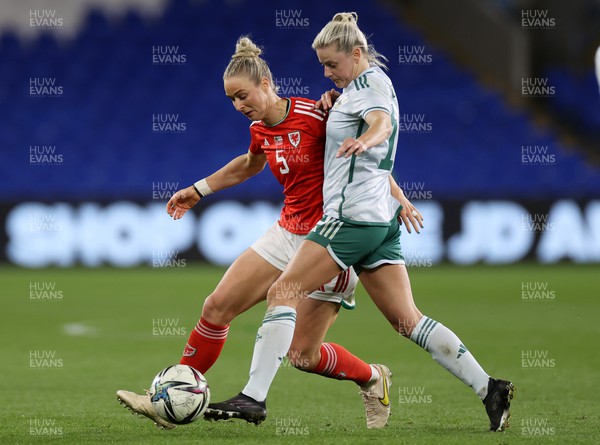060423 - Wales v Northern Ireland - Women�s International Friendly - Rhiannon Roberts of Wales is challenged by Nadene Caldwell of Northern Ireland 