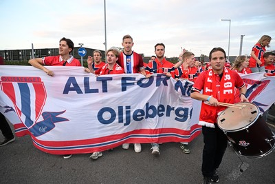011026 - Wales v Norway - UEFA Nations League - Norway fans march their way into the ground
