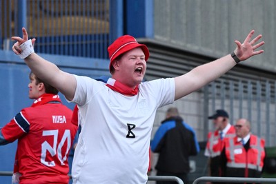 011026 - Wales v Norway - UEFA Nations League - Norway fans march their way into the ground