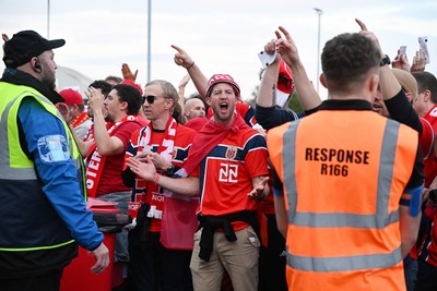 011026 - Wales v Norway - UEFA Nations League - Norway fans march their way into the ground