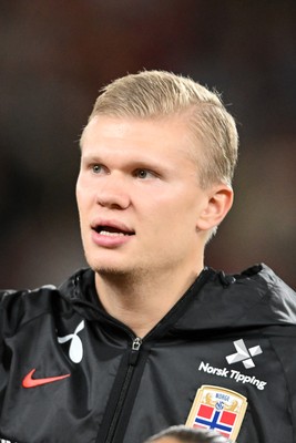011026 - Wales v Norway - UEFA Nations League - Erling Braut Haaland of Norway during the anthem