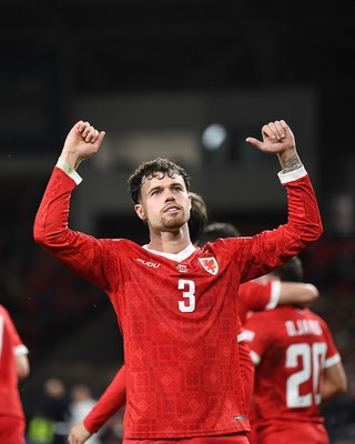 011026 - Wales v Norway - UEFA Nations League - Něco Williams of Wales celebrates scoring a goal