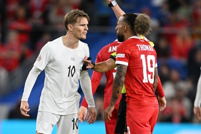 011026 - Wales v Norway - UEFA Nations League - Both Martin Odegaard of Norway and Sorba Thomas of Wales are booked after things boil over