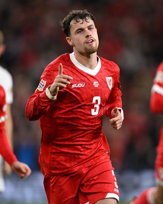 011026 - Wales v Norway - UEFA Nations League - Něco Williams of Wales celebrates scoring a goal