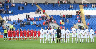 12.11.11 -  Wales v Norway, International Friendly -  The players observe a minutes silence at the start of the match 