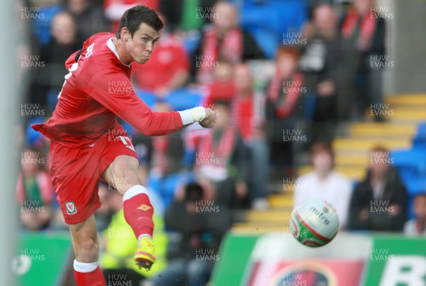 12.11.11 -  Wales v Norway, International Friendly -  Wales' Gareth Bale strikes to score goal 