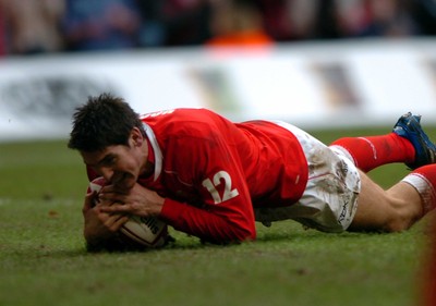 11.11.06  Wales v Pacific Islands  Wales James Hook scores try.  