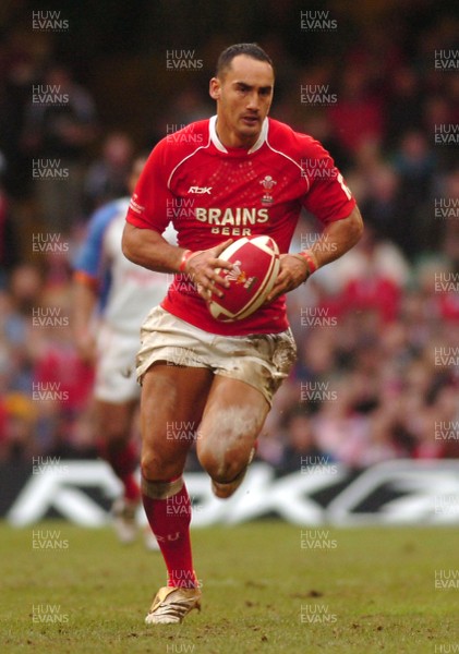 11.11.06 - Wales v Pacific Islanders - Invesco Perpetual Series - Wales' Sonny Parker 