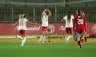 281025 - Wales v Poland, Women’s International Challenge Match - Nadia Krezyman of Poland celebrates after scoring the third goal