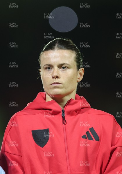 281025 - Wales v Poland, Women’s International Challenge Match -  Hayley Ladd of Wales