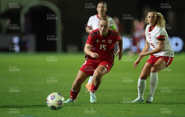 281025 - Wales v Poland, Women’s International Challenge Match -  Elise Hughes of Wales plays the ball forward