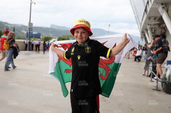 160923 - Wales v Portugal - Rugby World Cup France 2023 - Pool C - Wales fans outside the ground before the game