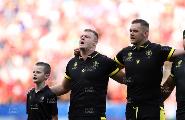 160923 - Wales v Portugal - Rugby World Cup France 2023 - Pool C - Dewi Lake and Dan Lydiate of Wales sing the anthem