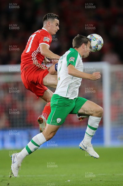 060918 - Wales v Republic of Ireland, UEFA Nations League - Tom Lawrence of Wales  and Seamus Coleman of Republic of Ireland compete for the ball