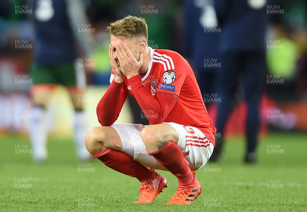 091017 - Wales v Republic of Ireland - FIFA World Cup Qualifier 2018 - Aaron Ramsey of Wales looks dejected at the end of the game