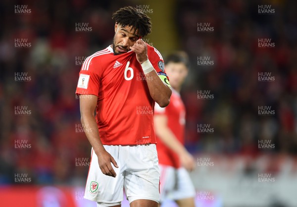 091017 - Wales v Republic of Ireland - FIFA World Cup Qualifier 2018 - Ashley Williams of Wales looks dejected