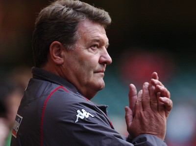 17.10.07 - Euro 2008 Qualifying Match, Group D Wales v Republic of Ireland Wales' manager John Toshack 