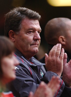 17.10.07 - Euro 2008 Qualifying Match, Group D Wales v Republic of Ireland Wales' manager John Toshack 