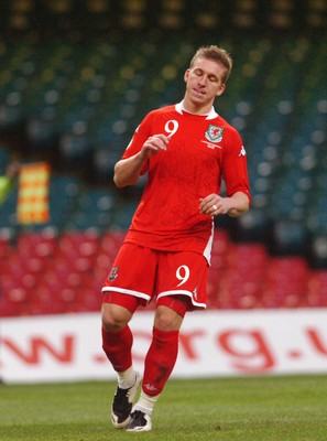 17.10.07 - Euro 2008 Qualifying Match, Group D Wales v Republic of Ireland Wales' Freddy Eastwood 