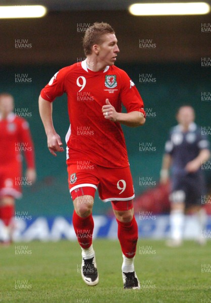 17.10.07 - Euro 2008 Qualifying Match, Group D Wales v Republic of Ireland Wales' Freddy Eastwood 