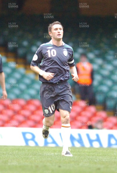17.10.07 - Euro 2008 Qualifying Match, Group D Wales v Republic of Ireland Ireland's Robbie Keane 