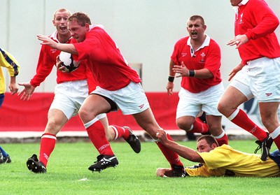 300897 - Wales v Romania - Barrie Williams of Wales