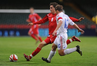 09.09.09 -  Wales v Russia - World Cup 2010 Qualifier Group Four - Aaron Ramsey of Wales and Andrey Arshavin of Russia compete. 