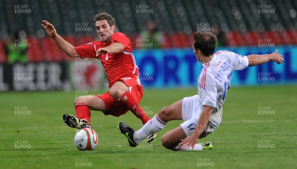 09.09.09 -  Wales v Russia - World Cup 2010 Qualifier Group Four - Sam Ricketts of Wales and Konstantin Zyryanov of Russia compete. 