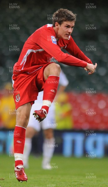 09.09.09 - Wales v Russia - World Cup 2010 Qualifier Group Four - Aaron Ramsey of Wales. 