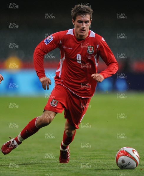 09.09.09 - Wales v Russia - World Cup 2010 Qualifier Group Four - Aaron Ramsey of Wales. 