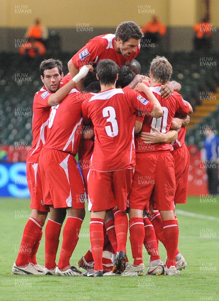 09.09.09 - World Cup Qualifying Group 4 Wales v Russia Wales players celebrate after James collins scores goal 