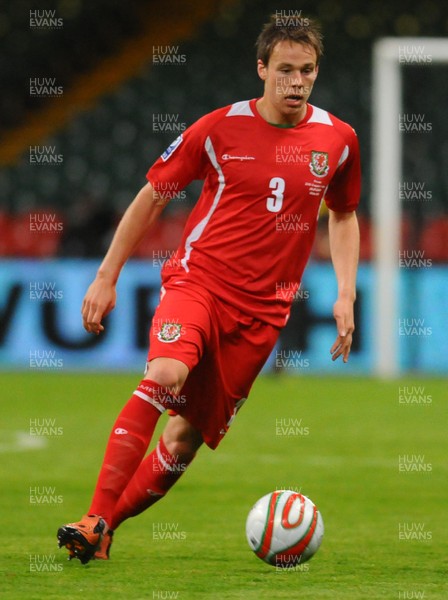 09.09.09 - World Cup Qualifying Group 4 Wales v Russia Wales' Chris Gunter   