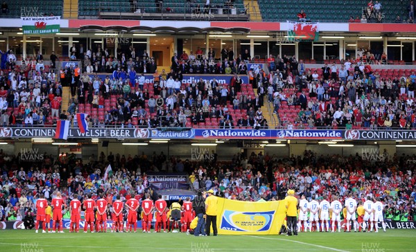 09.09.09 - World Cup Qualifying Group 4 Wales v Russia Teams line up for the National Anthems 