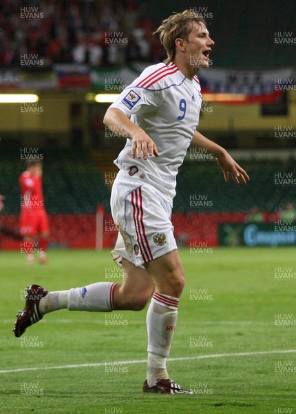 09.09.09 Wales v Russia... Russia's Roman Pavlyuchenko celebrates after scoring Russia's third goal . 