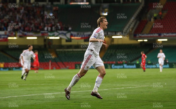 09.09.09 Wales v Russia... Russia's Roman Pavlyuchenko celebrates after scoring Russia's third goal . 