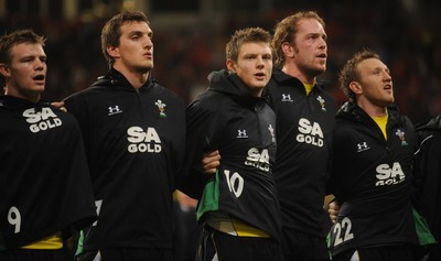 13.11.09 - Wales v Samoa - Invesco Perpetual Series 2009 - Dwayne Peel, Sam Warburton, Dan Biggar, Alun Wyn Jones and Morgan Stoddart. 