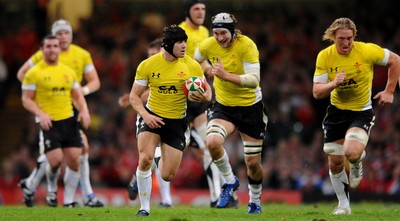 13.11.09 - Wales v Samoa - Invesco Perpetual Series 2009 - Wales' Leigh Halfpenny. 